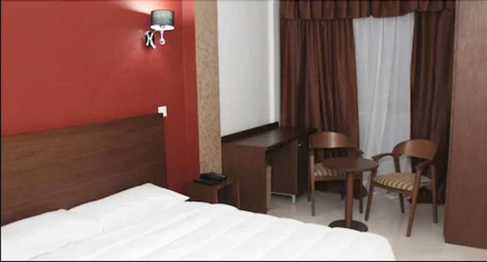 Medina Hotel Boumerdes Ngoại thất bức ảnh